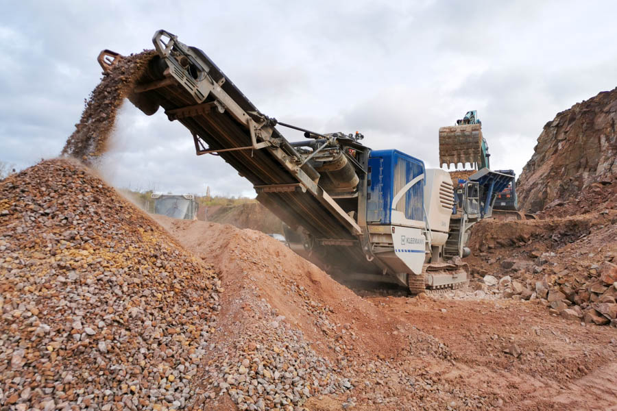 Aufbereiten von Naturstein